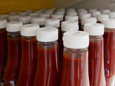 Przetestowali keczupy. Jeden z najlepszych można kupić też w Polsce