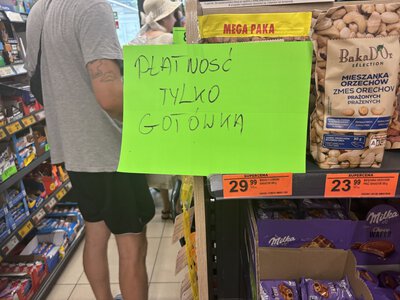 Awaria w Biedronce w Warszawie. Promocje nie wchodzą