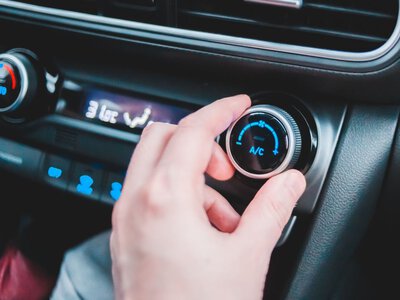 Klima potrzebuje zasady 5 minut. Zapominasz o niej? Nie narzekaj na zapach i parujące szyby
