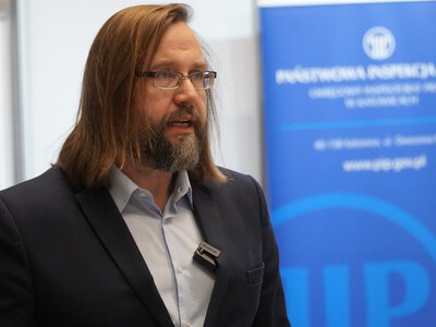 Szef Inspekcji Pracy ostrzega przed „ukrytymi etatami”