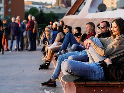 Polska ma więcej kobiet niż mężczyzn. Stolica najbardziej obleganym miastem