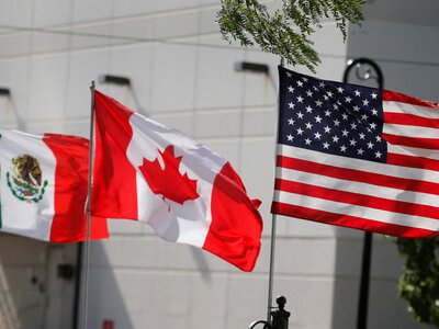 Trump uderza w sąsiadów. Nie przedłużył umowy handlowej z Kanadą i Meksykiem