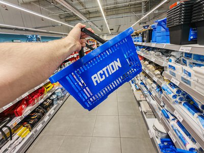 Leć do Action. Ceny od 21,99 zł, a w sam raz na sezon