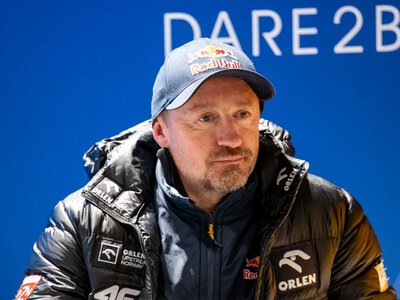 Małysz przestał być prezesem i od razu opuścił Polskę. Wymownie na sam koniec