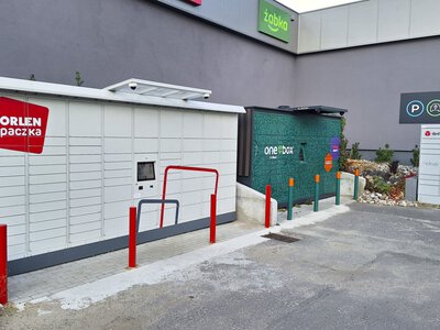 Paczkomatoza w Polsce postępuje. To już przesada