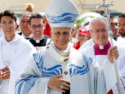 „Przyjmować, chronić i integrować”. Papież na Lampedusie