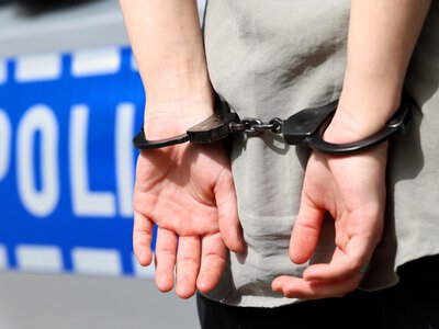 Setki ofiar w sieciach komórkowych. Nastolatek nabijał Polakom kosmiczne długi