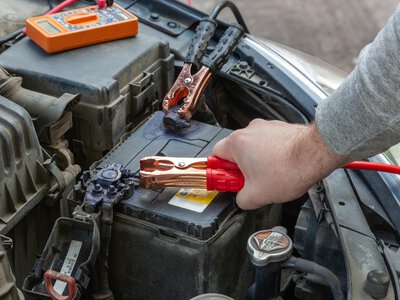 Samochód nie odpalił w środku lata? Winowajca wcale nie jest oczywisty