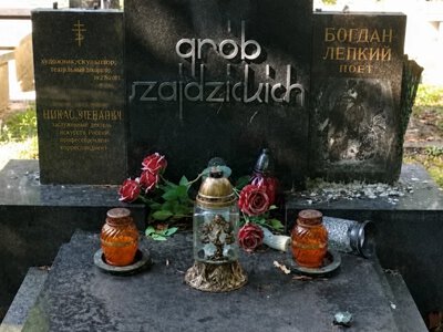 Dewastacja grobu ukraińskiego pisarza. Policja wyklucza jeden motyw