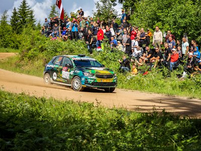 Lõuna-Eesti Ralli: złe miłego początki dla Bruna Gryca