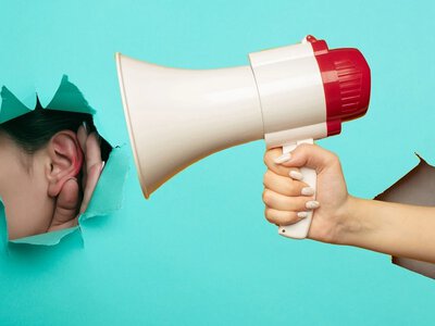 Zdradziła całej ulicy kod do domofonu. Wtedy zrozumiałem, że prywatność to ściema