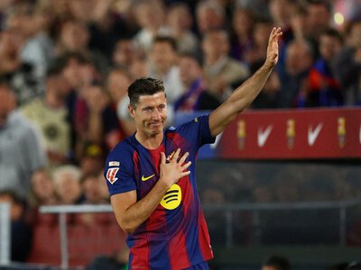100 mln euro za 20-latka? To ma być następca Lewandowskiego w Barcelonie