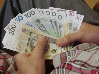 Tak oszczędzają Polacy. Resort finansów informuje o rekordowym czerwcu