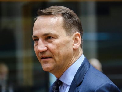 Radosław Sikorski składa hołd królowej Europy. O co chodzi?