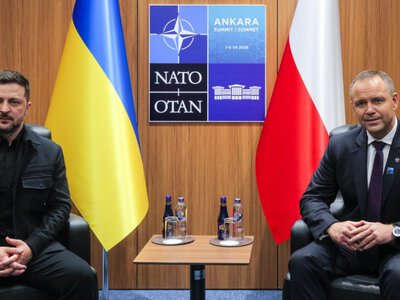 Prezydent Nawrocki rozmawiał z Zełenskim. Wśród tematów historia
