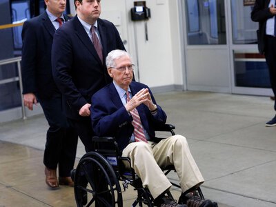 Domagamy się prawdy o Mitchu McConnellu. Teraz!. Amerykanie nie wiedzą, czy ich senator żyje