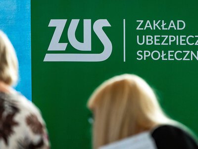 Paraliż ZUS coraz bliżej. Związkowcy chcą podwyżek i grożą strajkiem