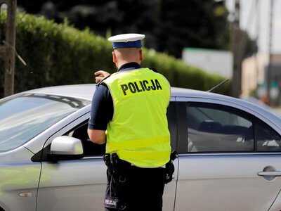 Niepozorny kod w prawie jazdy może kosztować 1500 zł. Kierowcy o nim zapominają