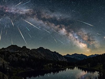 Szykujcie koce i listę życzeń. Przed nami najlepszy deszcz meteorów od lat