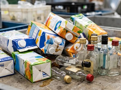 W naszych domach będzie śmierdzieć. Idą zmiany w systemie kaucyjnym