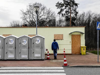 ADAC przeprowadził test przydrożnych... toalet. Lepiej nie oglądaj wyników przed obiadem