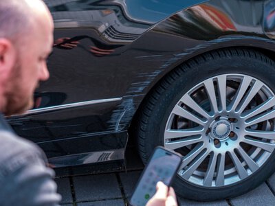 Kupujesz używane auto? Ten prosty krok może uchronić cię przed kosztowną pomyłką