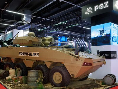 PGZ zagospodarowuje hale po Rafako. Powstaną tam Jelcze, Rosomaki i system San