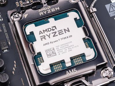 AMD Ryzen 7 7700X3D debiutuje. Jest wolniej, ale za to... drożej