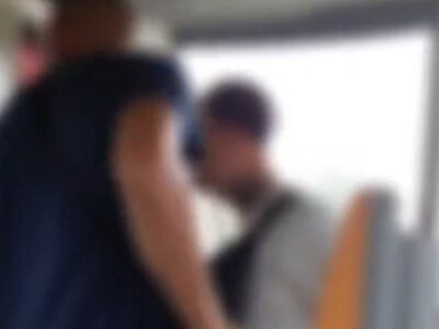 Incydent w tramwaju w Poznaniu. Obrażali chłopca z Ukrainy, potem skupili się na 60-latku