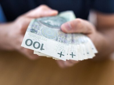 Będzie dostawał 5 tys. zł przez 20 lat. Oto gdzie kupił kupon