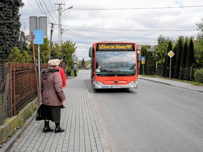 Autobus nie przyjedzie według rozkładu. Nowe przepisy przewidują inne rozwiązanie