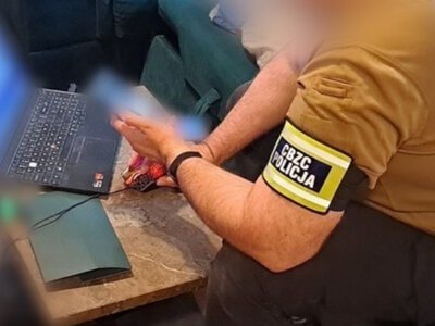 Polska Policja rozbiła grupę cyberprzestępców. Najmłodszy miał 12 lat