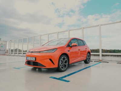 BYD Dolphin G DM-i: jak jeździ najmniejszy plug-in na rynku?