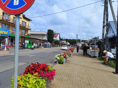 Ma 987 mieszkańców. W sezonie odwiedza ją 50 tys. osób. Dlaczego?