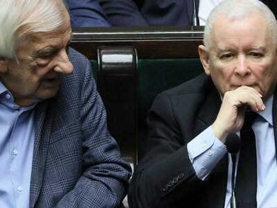 „Maślarze prowadzą PiS do klęski”. Zaufany człowiek Kaczyńskiego wybrał Morawieckiego