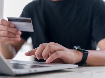 Chargeback krok po kroku. Kiedy bank odda pieniądze?