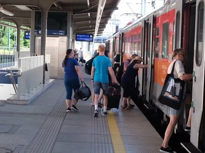 Dantejskie sceny w pociągu POLREGIO. Dziecko chciało uciekać