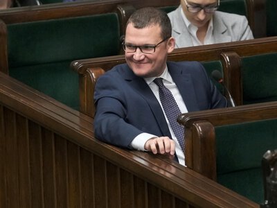 Tusk uderzył w Nawrockiego. Szefernaker: Gospodarczy dyletant