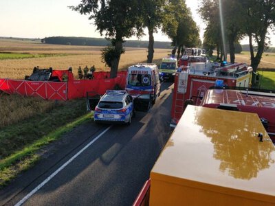 Tragedia w Wójcinie. Dwoje dzieci zginęło w zderzeniu trzech samochodów