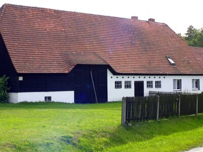 Cała wieś stała się zabytkiem. Kartonowe państwo, a nie zaszczyt