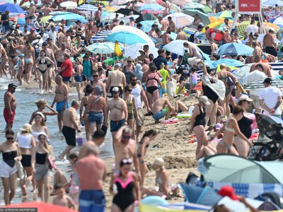 Masło za 24 zł, jagodzianka za 29 zł. Ceny w polskim Palm Beach