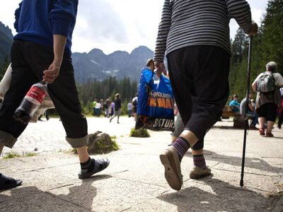 Morskie Oko i Rysy w godzinach szczytu. Najlepsze MEMY o turystach w Tatrach