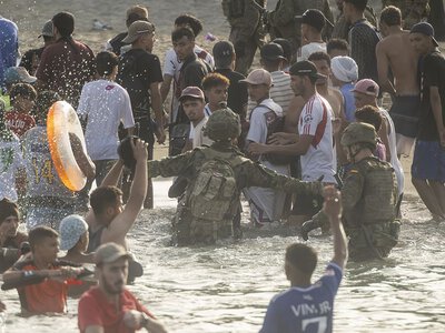 Od wyroku sądu po social media. Tak zaczął się marsz migrantów na Ceutę