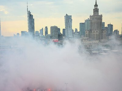 W stolicy zawyły syreny. Warszawa pamięta o bohaterach