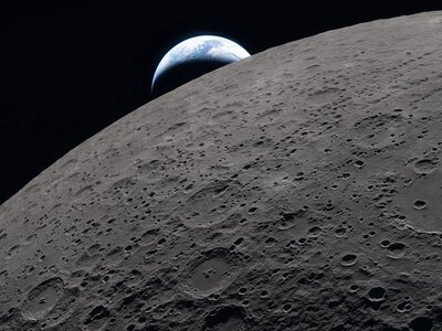 Księżyc po zderzeniu z rakietą SpaceX. Sonda pokazała pierwsze zdjęcia nowego krateru