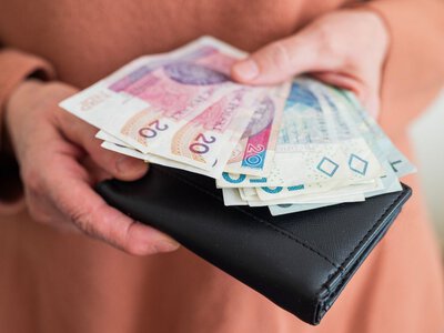 Pracowała 40 lat za minimalną krajową. Oto jej emerytura