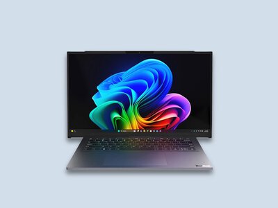 Laptop z płynną formą. Lenovo pokazuje łabędzia rosnącego w oczach