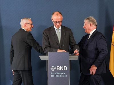 Wielka rewolucja w niemieckich służbach. Opozycja grzmi o tajnej policji