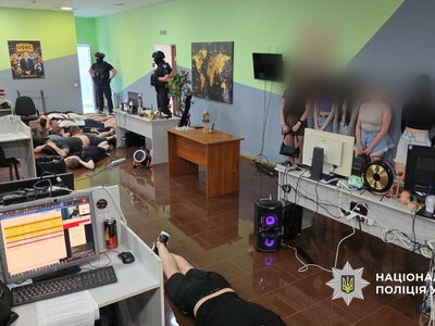 Cios w oszukańcze centra telefoniczne. Zlikwidowano niemal setkę
