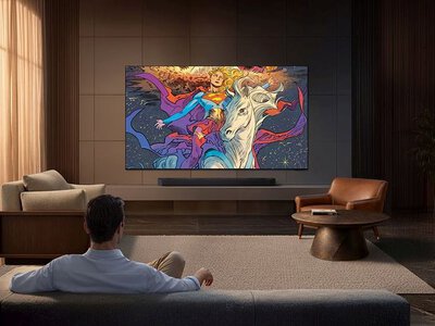 Telewizor Samsung z soundbarem w promocji – nawet 1800 zł rabatu na zestaw